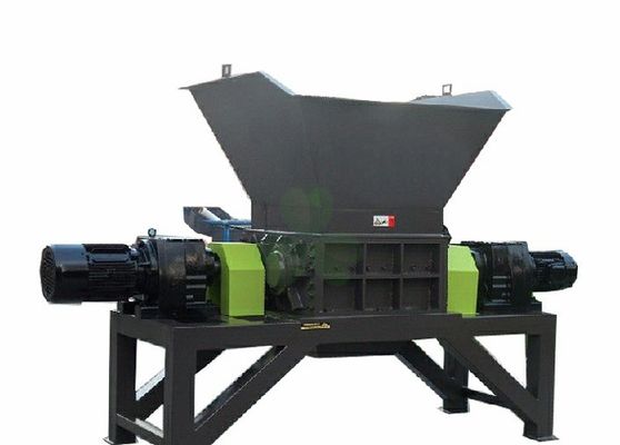 Chiny Przemysłowy rozdrabniacz do tworzyw sztucznych Odpady do recyklingu kruszarek ZQ 350 × 2 Reducer Type dostawca