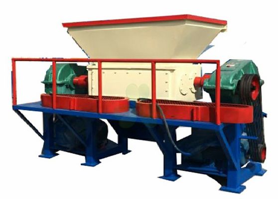 Chiny Double Roll Crusher Machine / Double Roll Crusher's Specification dostawca