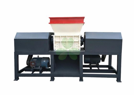 Chiny Dwutrzonkowa maszyna do rozdrabniania PVC / PP o wysokiej wytrzymałości 55Crsi dostawca