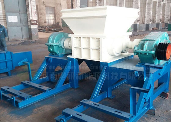 Chiny Przemysłowa maszyna do rozdrabniania złomu 2,5 tony Pojemność do metalowych odpadów domowych dostawca